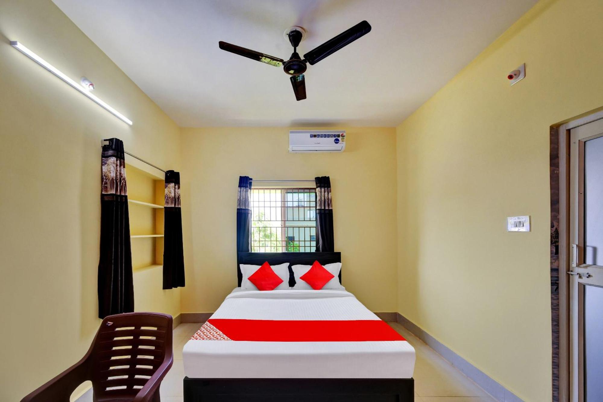 Oyo Flagship 81058 Royal Regalia Hotel Bhubaneswar Buitenkant foto