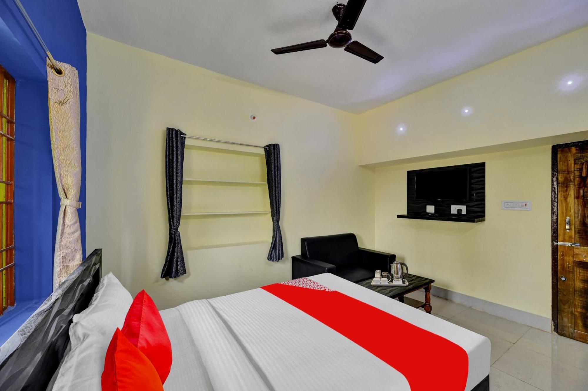 Oyo Flagship 81058 Royal Regalia Hotel Bhubaneswar Buitenkant foto