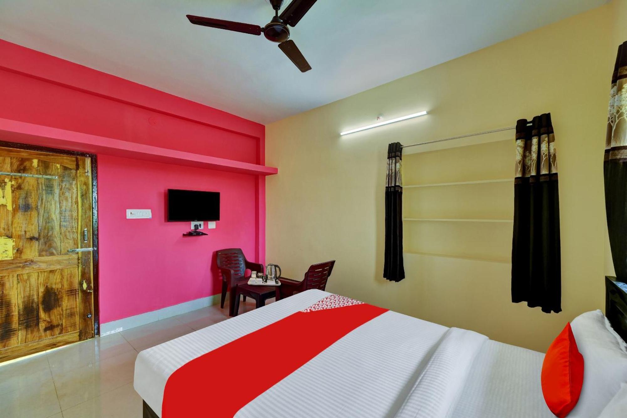 Oyo Flagship 81058 Royal Regalia Hotel Bhubaneswar Buitenkant foto